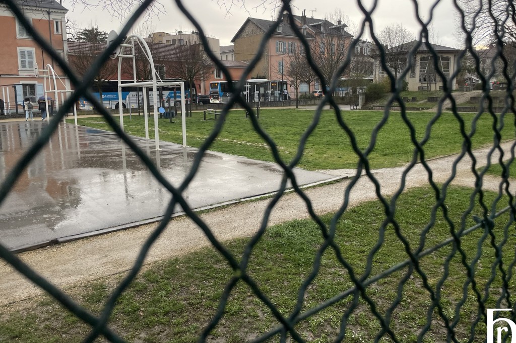 Au menu ce soir&nbsp;: Brameret en cage, investissements qui&nbsp;flambent…