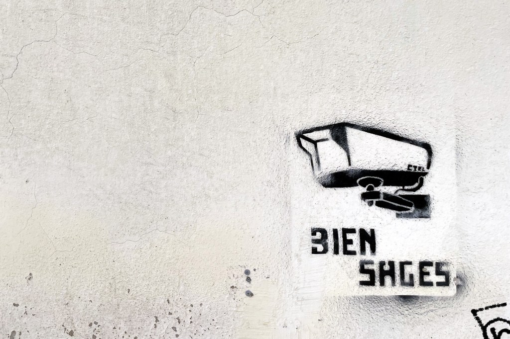 Vidéosurveillance : la mairie de Voiron rappelée à la&nbsp;loi